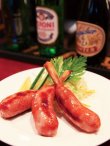 画像3: 【季節限定/焼肉】骨付きウインナー 250g(1本約50g×5本入り) (3)