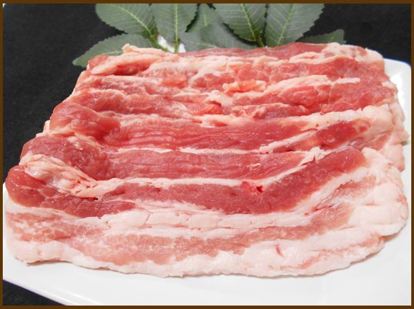 画像1: 【季節限定/焼肉】北海道真狩村産 ハーブ豚厚切りカルビ 100g (1)